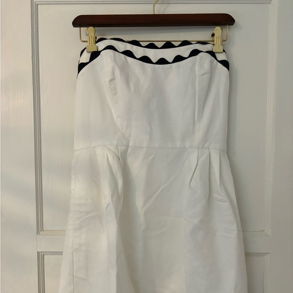 Vineyard Vines white summer, strapless dress/ brand new, unworn - Picture 1 of 3